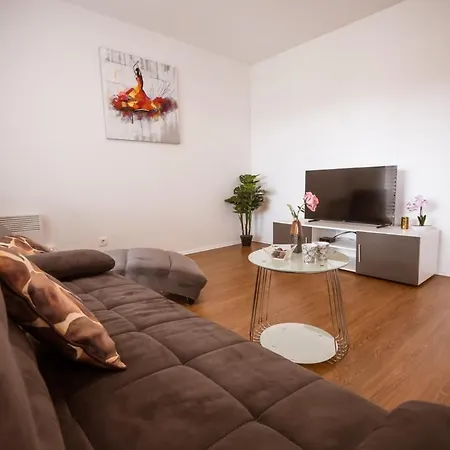Apartma Sofija, Moravski Dvori *